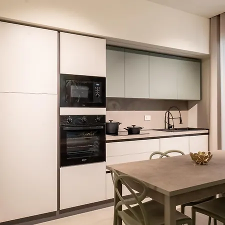 Le Due Erre Boutique Pensión 4*